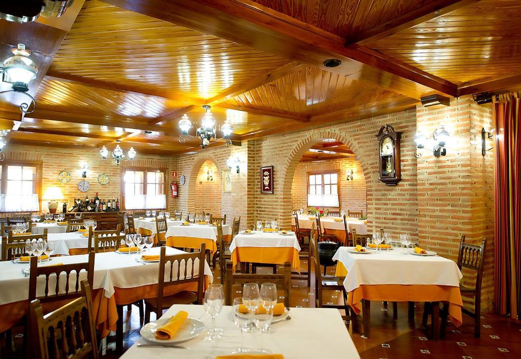 Hospedium Hotel Juan II Toro Dış mekan fotoğraf